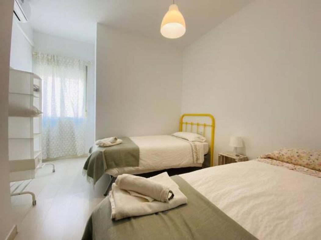 DOS ACERAS - Precioso Apartamento en el Centro Histórico de Málaga Esterno foto